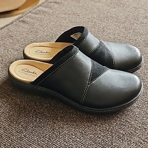 Laurieann Kyla mules by Clark